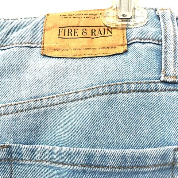 Fire & Rain Denim Jeans Mens 32x30 Light Wash Blue Graffiti Graphics Streetwear - Picture 9 of 12